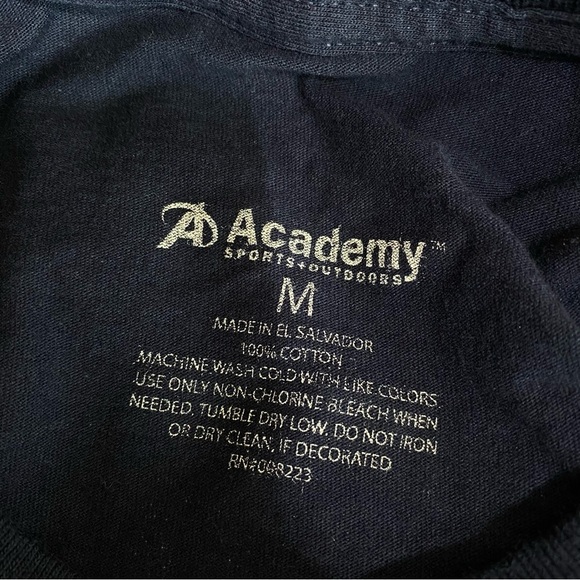 Academy Men’s Navy Blue Pointing Dog Tee - Picture 3 of 3